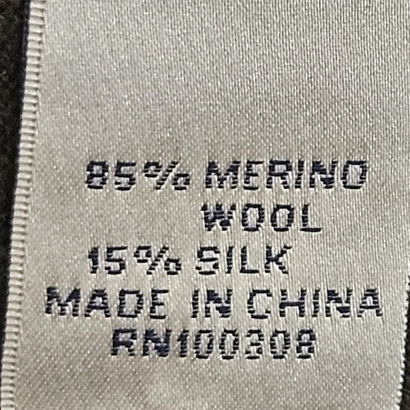 Peter Millar Merino Wool/ Silk Blend Quarter zip EUC - Picture 6 of 7